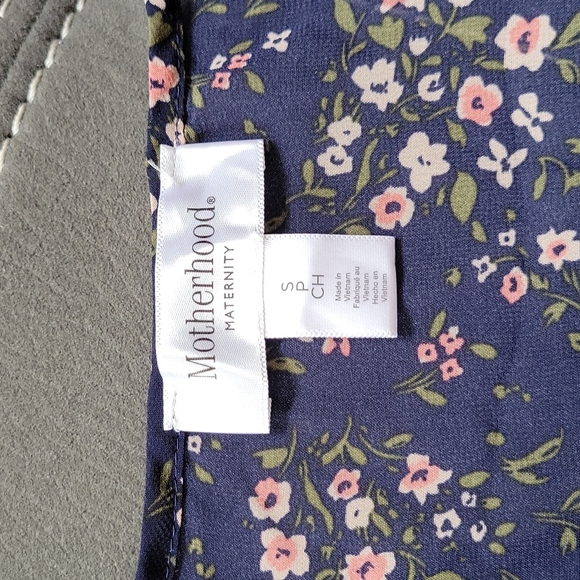 Motherhood Maternity Floral Print Blouse - Picture 4 of 6